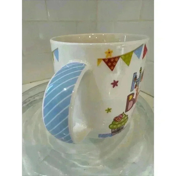 "HAPPY BIRTHDAY" Coffee Mug Cup Gift Cupcakes Ceramic New With Tags! - Picture 3 of 11